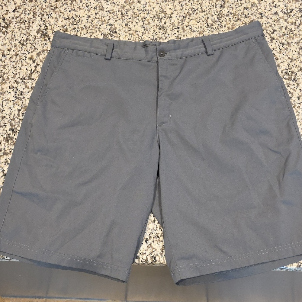 Nike Men's Gray Golf Shorts